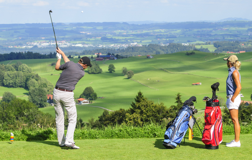 Golf spielen Diese Kosten kommen auf Anfänger zu SMAVA